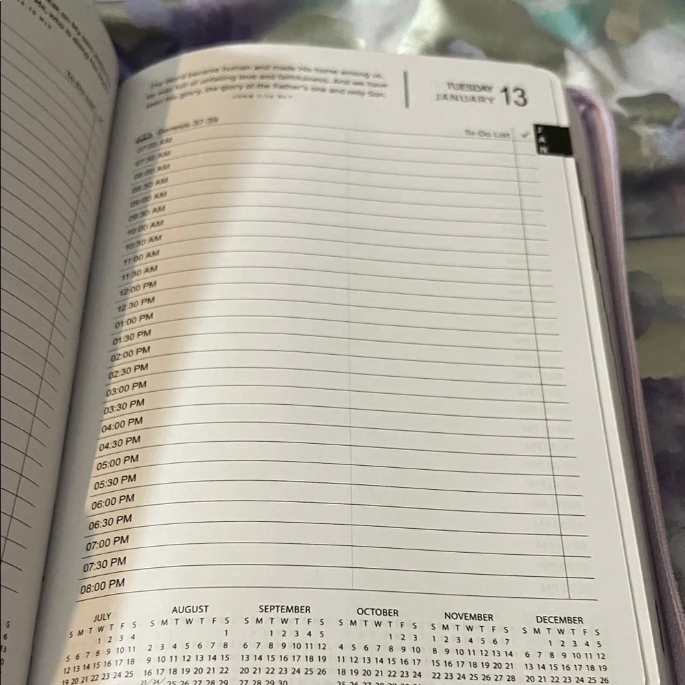 Purple Floral Vegan Leather Zip Book 12-Month Planner-NWOT